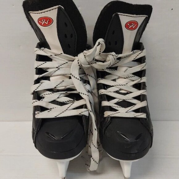 (N14757-1) Hespeler Youth Hockey Skates - Size 11 - Picture 1 of 10